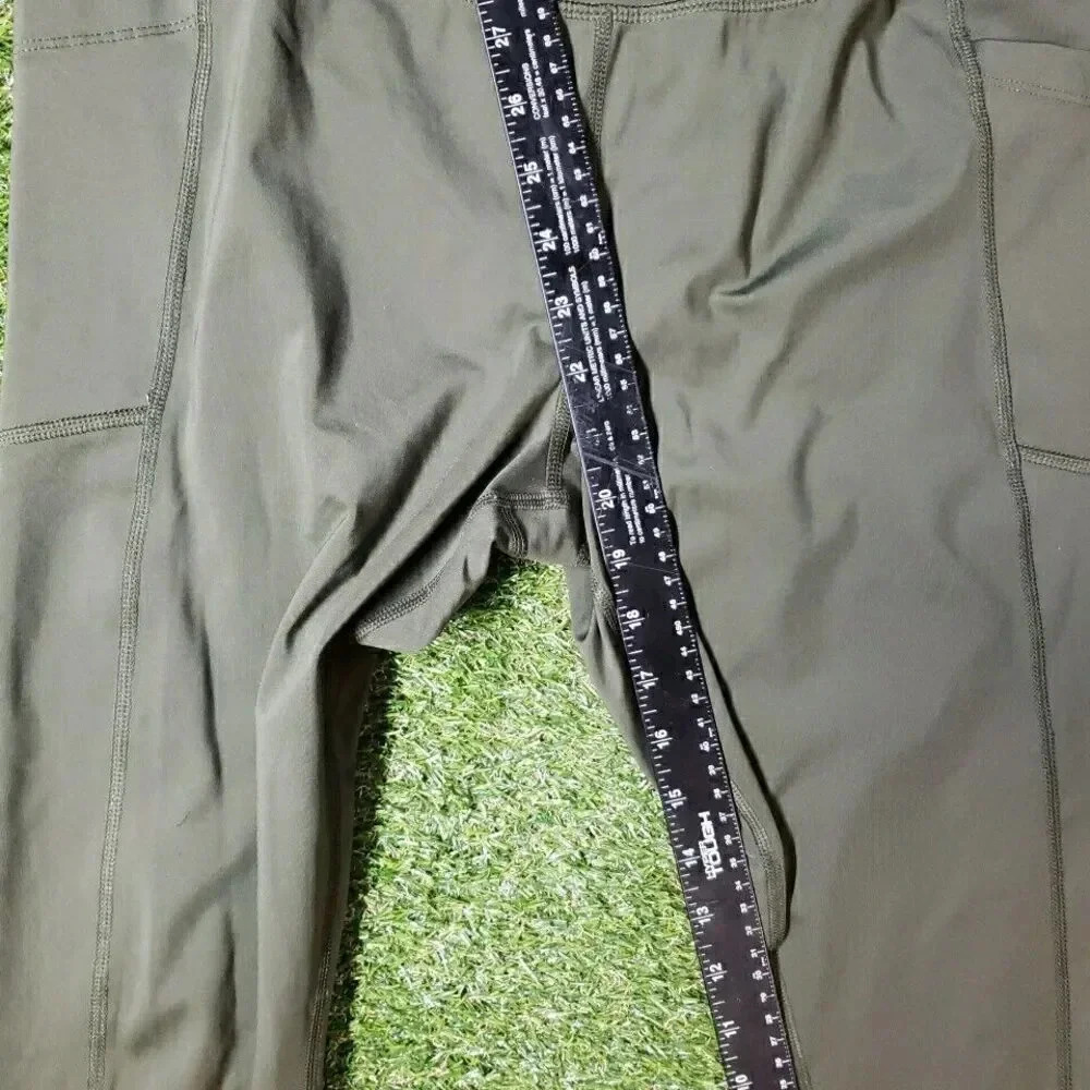 AVIA | Women| Size L 12-14 | Cropped Athletic Leggings pants Olive Green* - Picture 7 of 8